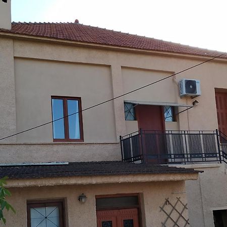 לינה וארוחת בוקר Perivólia Casa Patriko מראה חיצוני תמונה