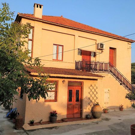 לינה וארוחת בוקר Perivólia Casa Patriko מראה חיצוני תמונה